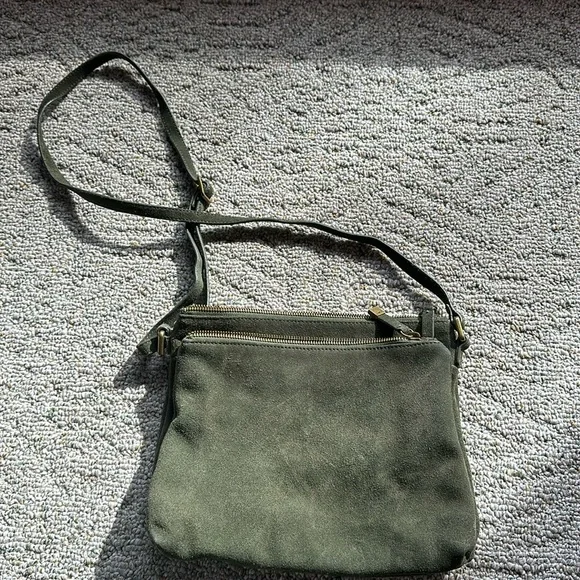 Margot green suede purse